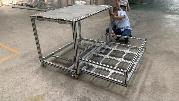 鋁型材移動(dòng)設備桌